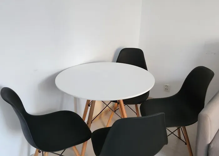 Dwupokojowe Przytulne Mieszkanie Cozy Dabrowa דירה *